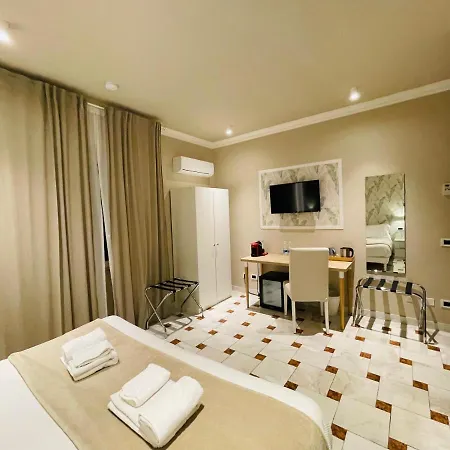 Martina Classic & Luxury
